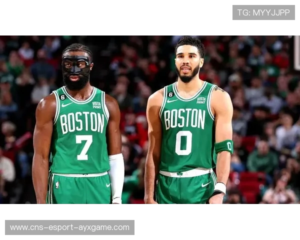 凯尔特人内线惊喜!加尔扎转身成绿军“拼图内核” 凯尔特人内线惊喜!加尔扎转身成绿军“拼图内核”